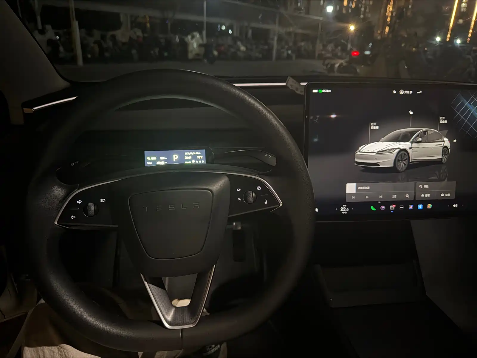 Фото 6 - Tesla Model 3