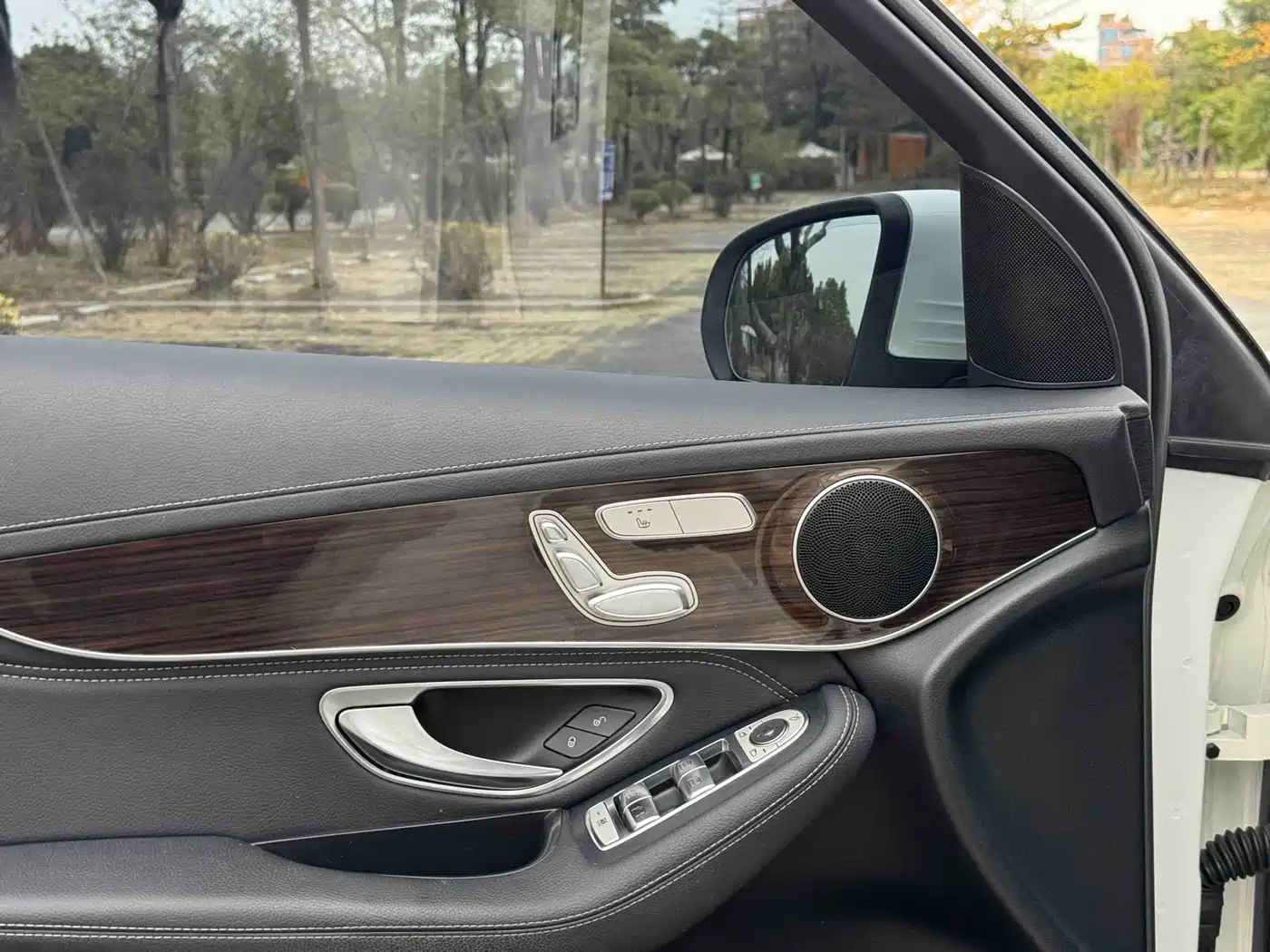 Mercedes-Benz GLC 2017 GLC 260 4MATIC Dynamic фото 20