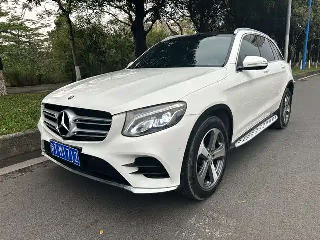 MERCEDES-BENZ GLC