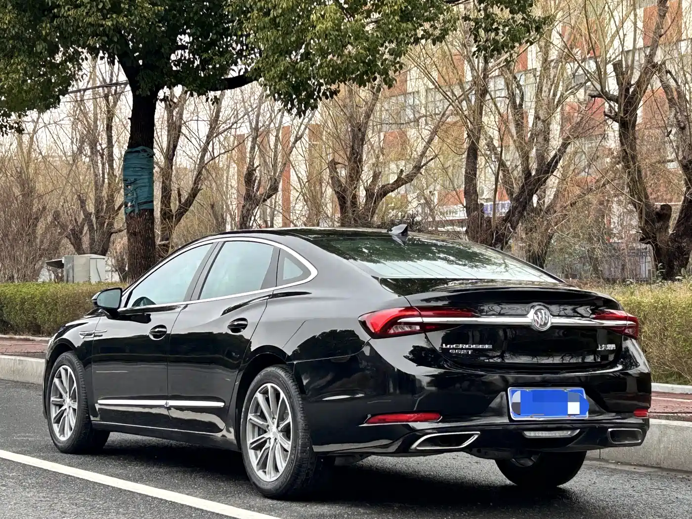 BUICK LACROSSE