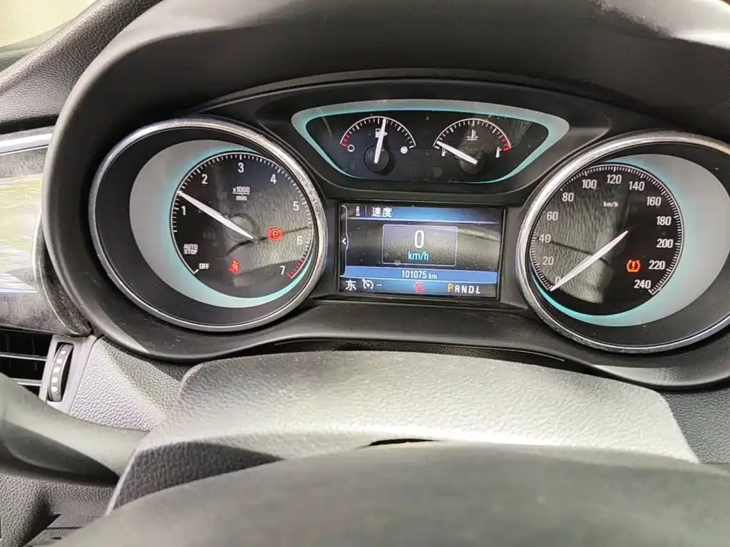 Фото 4 - Buick Envision Plus