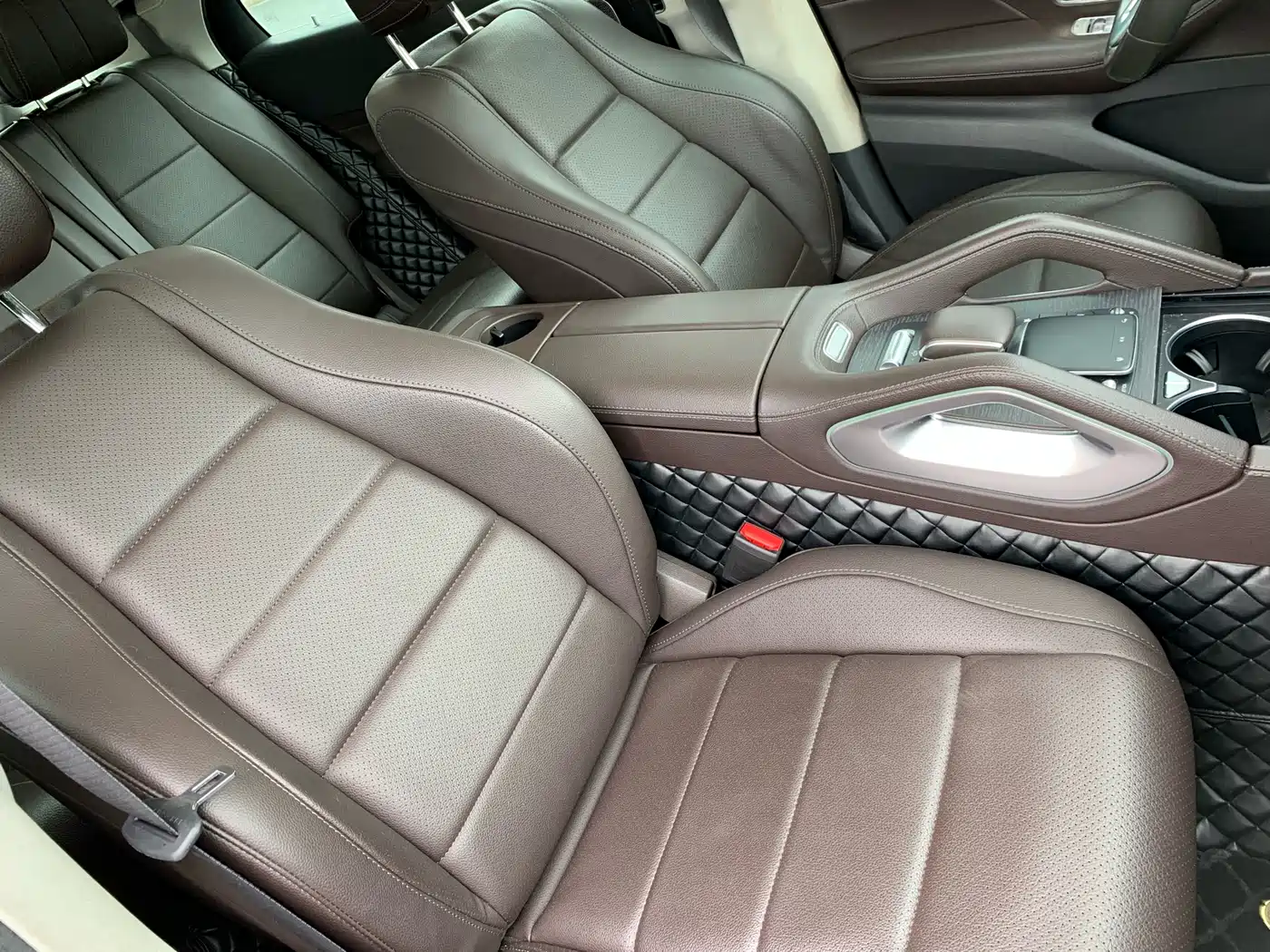 Mercedes-Benz GLE 2020 Facelift GLE 450 4MATIC Luxury фото 28
