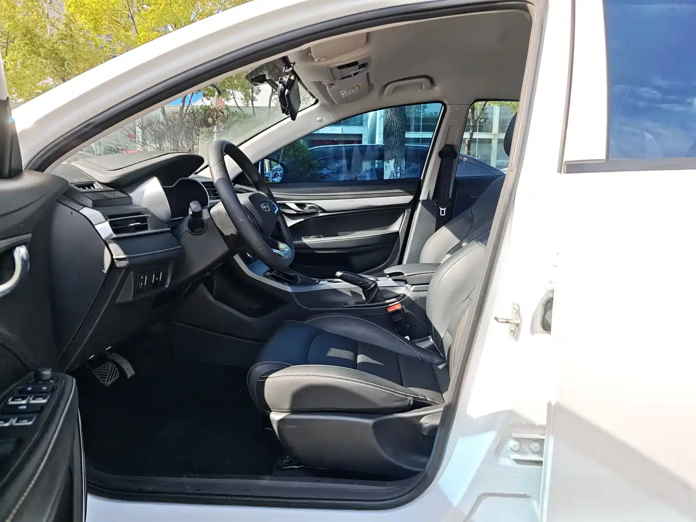 GEELY AUTOMOBILE EMGRAND