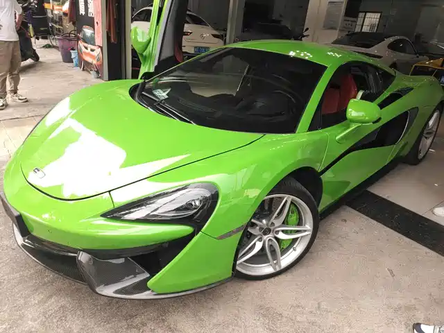 MCLAREN 570