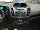 Фото 13 - Ford Kuga