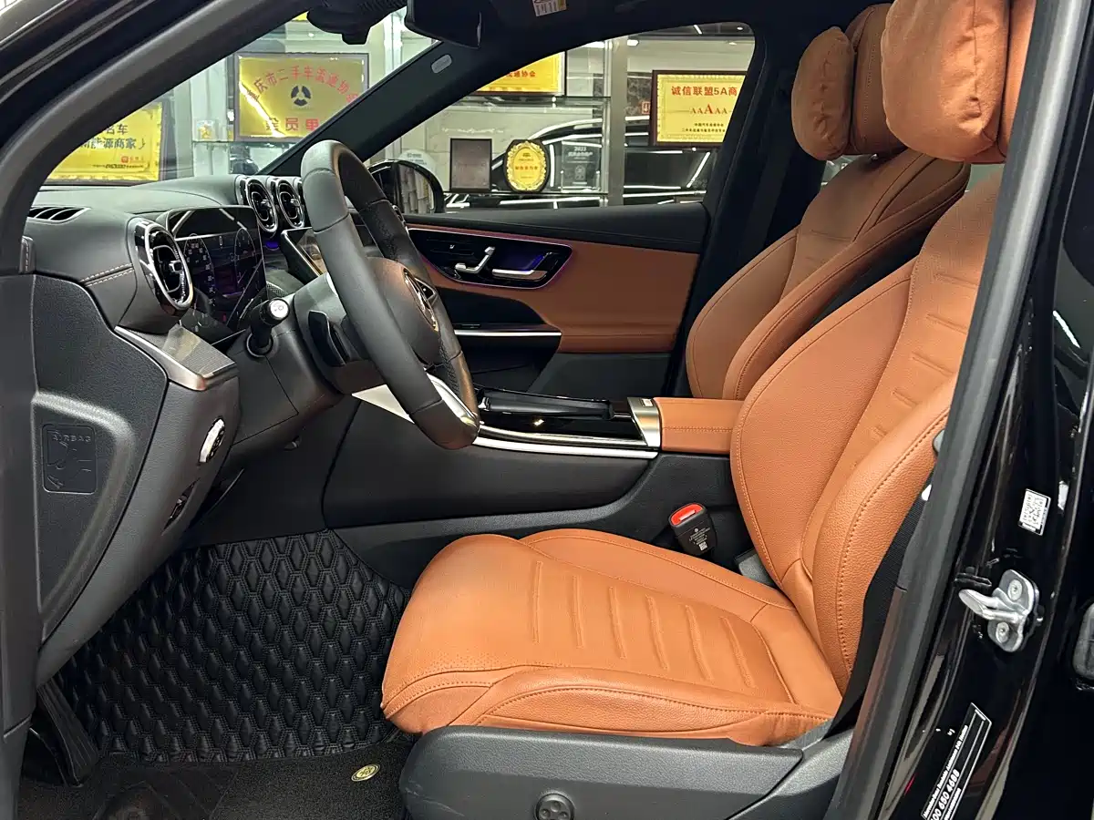 Mercedes-Benz GLC 2024 GLC 260 L 4MATIC Dynamic 5-seater фото 8