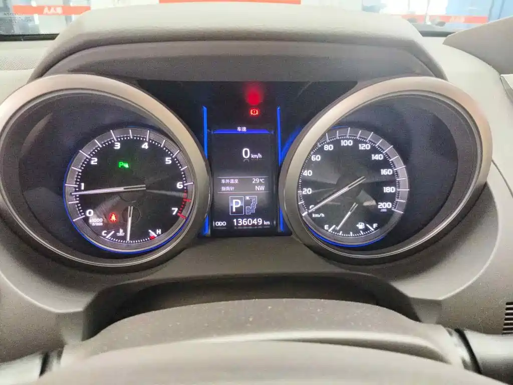 Фото 4 - Toyota Prado