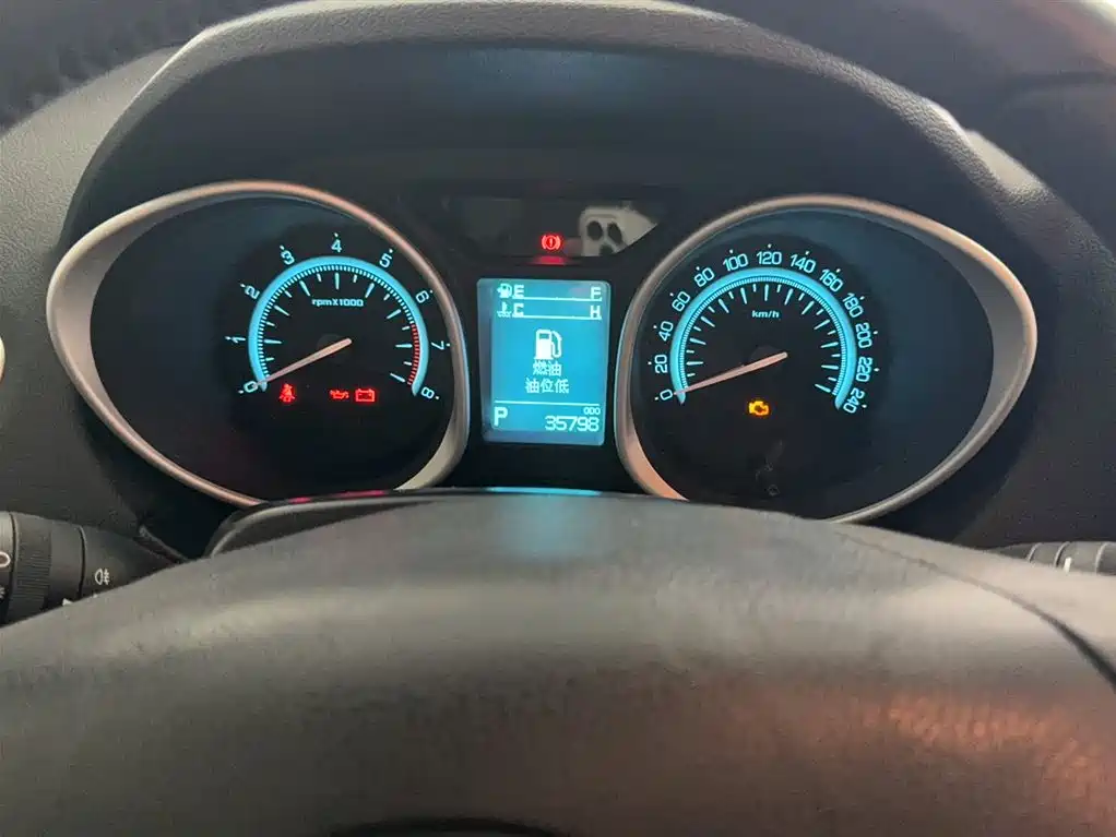 GAC Trumpchi Trumpchi GS5 Super 2015 1.8T Automatic 4WD Elite Edition фото 7