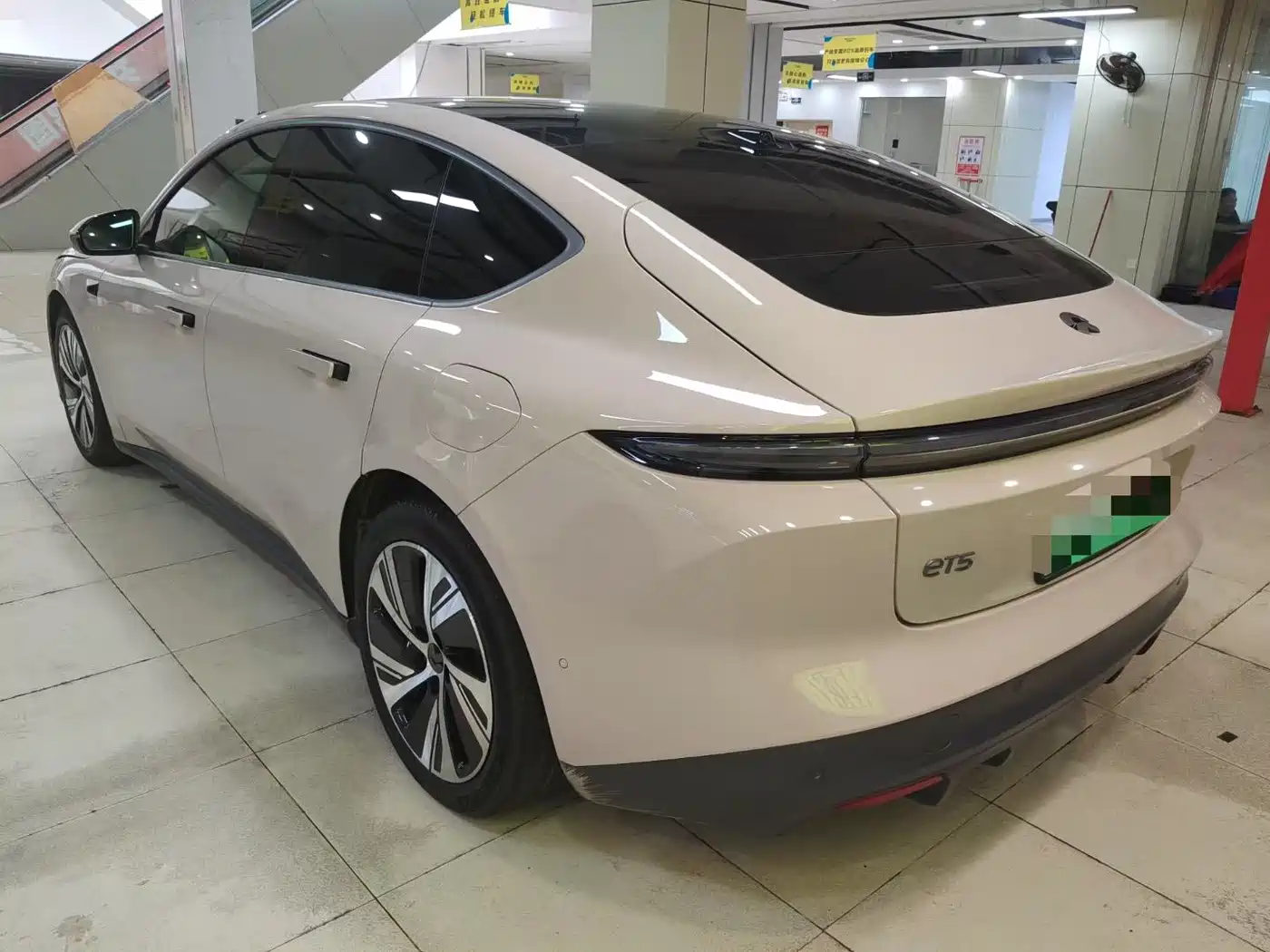NIO ET5 2023 2022 75kWh