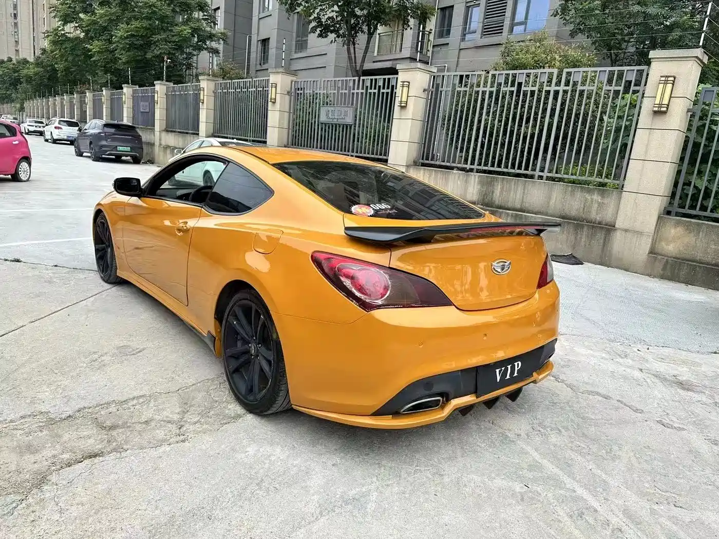 Hyundai Genesis Coupe 2009 Model 2.0T Automatic Luxury Edition фото 9