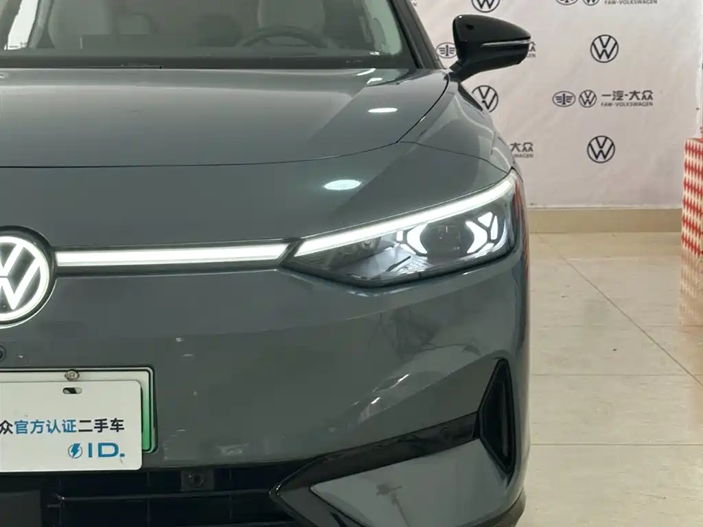 VOLKSWAGEN ID.7 VIZZION