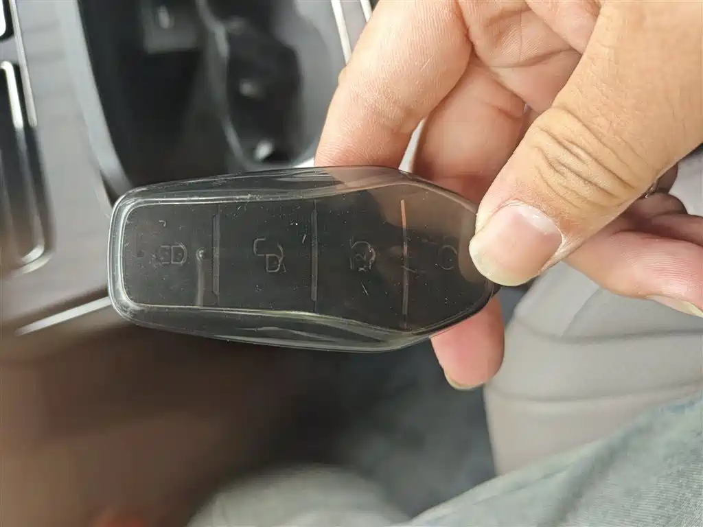 BYD Han 2025 EV Smart Driving Edition 701KM LiDAR Flagship фото 9