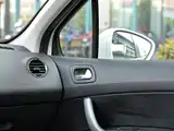 صورة 12 - Peugeot 408