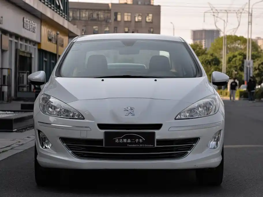 صورة 1 - Peugeot 408