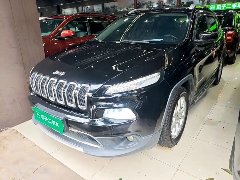 Jeep Cherokee 2017 2.0L Superior Edition