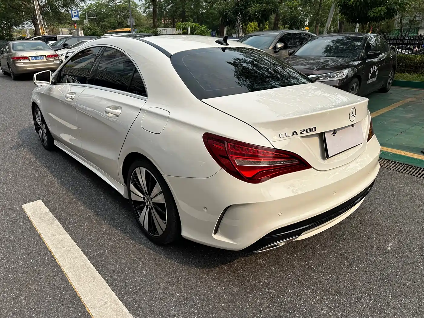 Mercedes-Benz CLA (Import) 2018 CLA 200 Fashion Edition фото 6