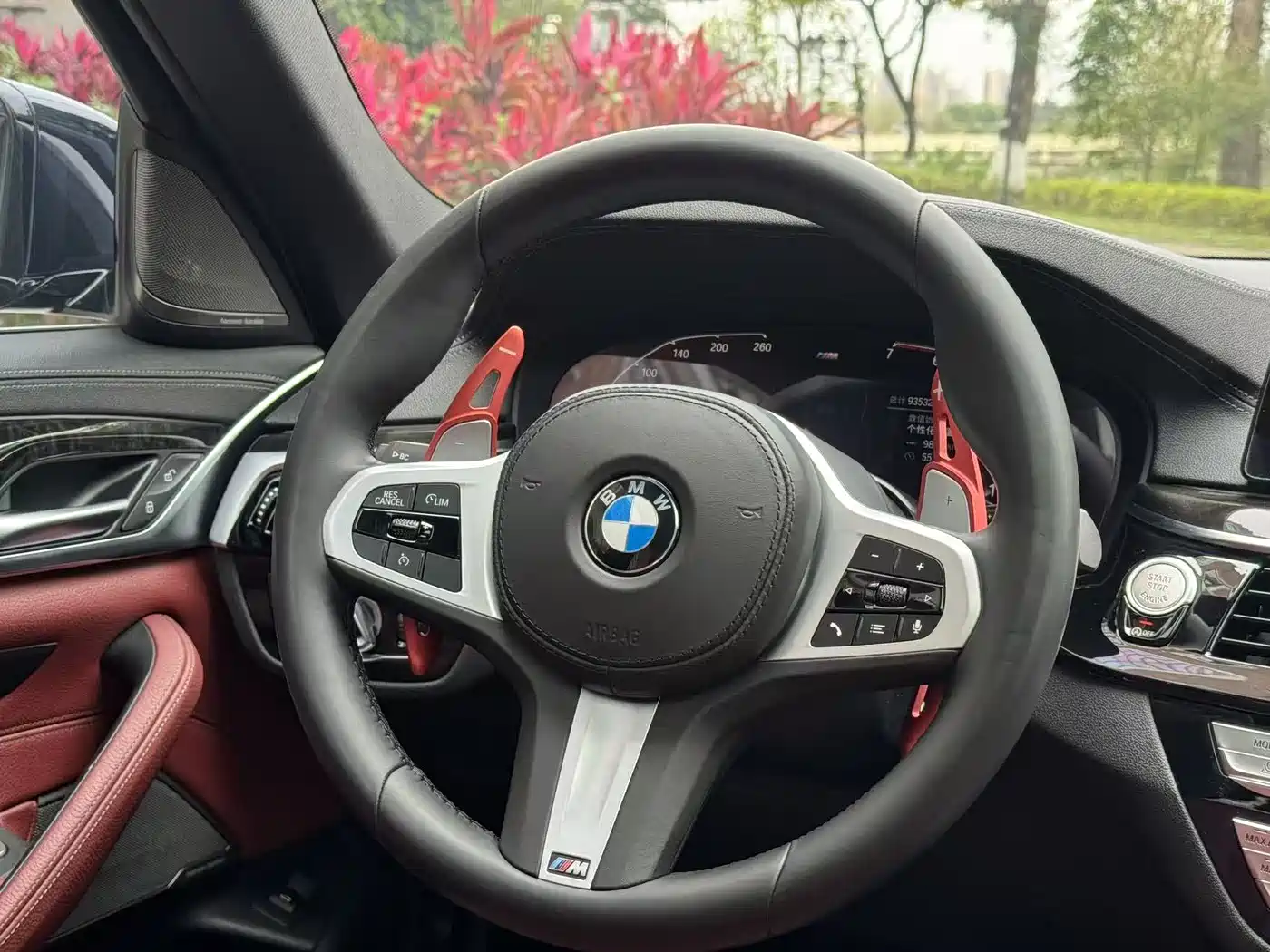 BMW 5 Series 2020 530Li Exclusive M Sport Package фото 10
