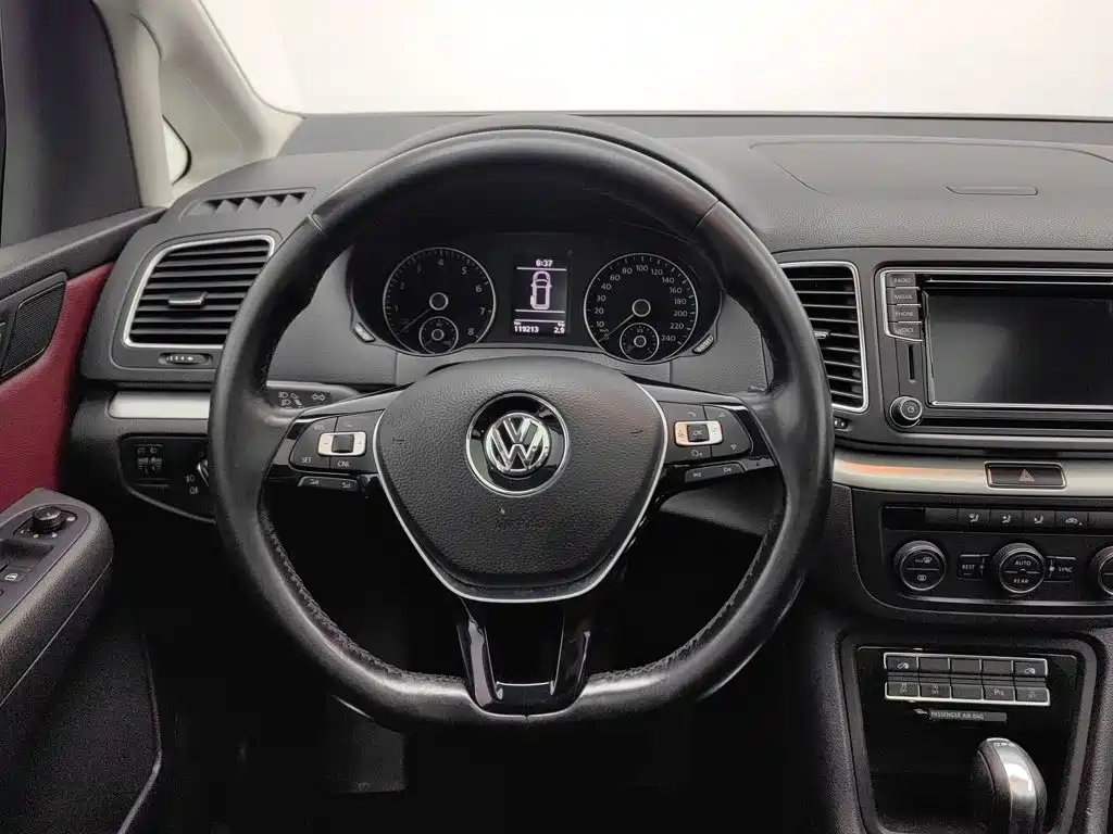 Фото 11 - Volkswagen Sharan