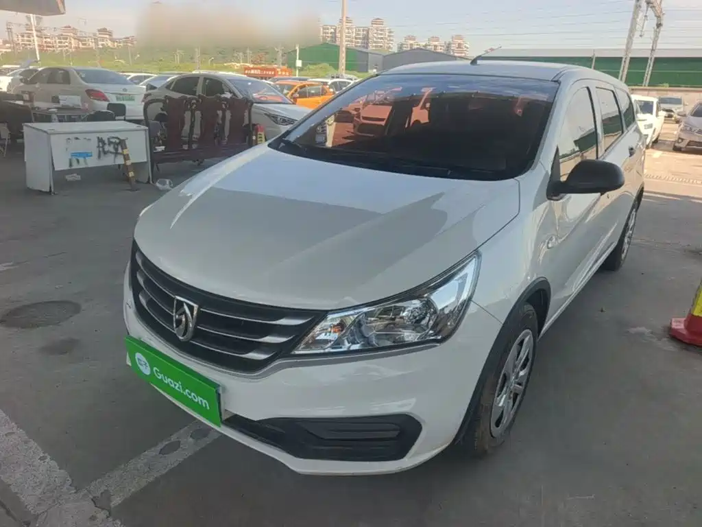 Baojun 310W 2017 2017 1.2L Manual Value Edition (China V)