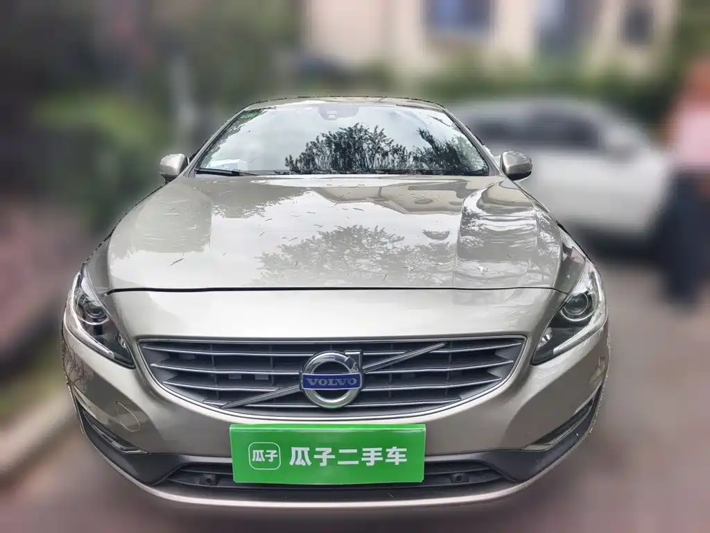 Фото 23 - Volvo S60