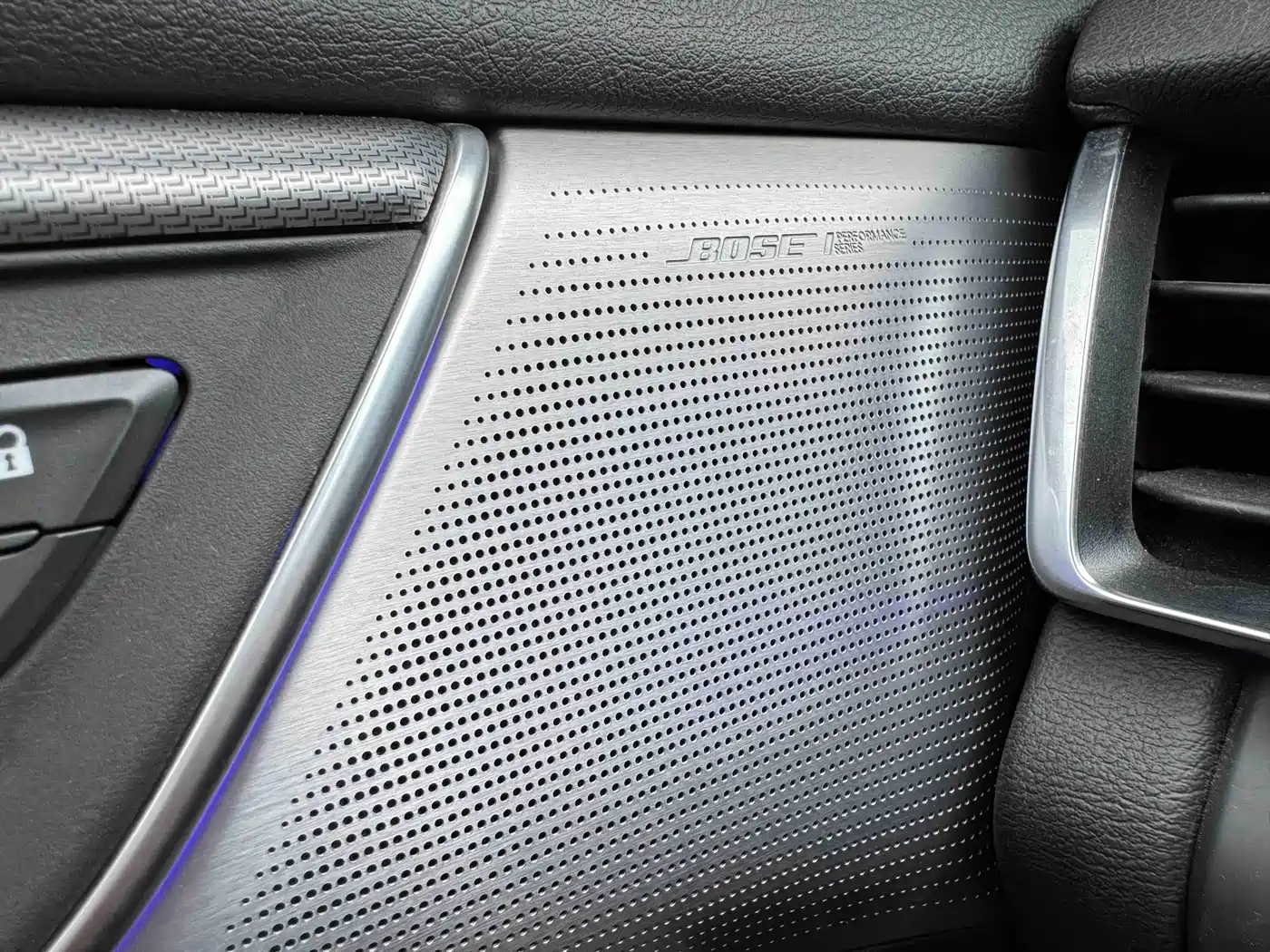 Фото 17 - Cadillac CT5