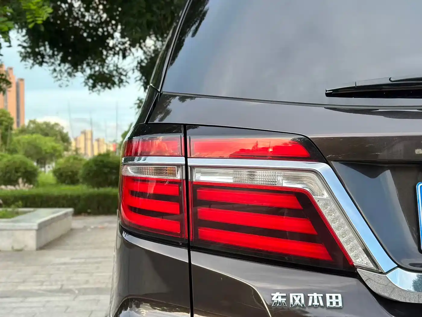 Honda Elysion 2016 2016 2.4L Fashion Edition