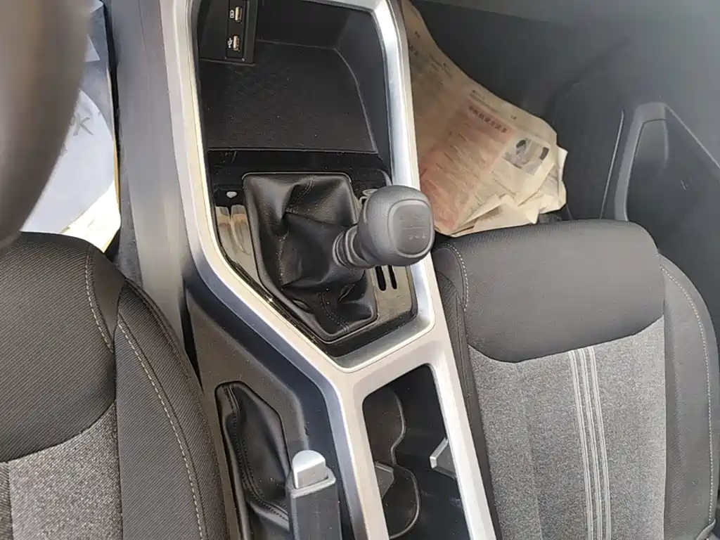 Wuling Motors Wuling Jiachen 2023 2022 1.5L Manual Joy Elite