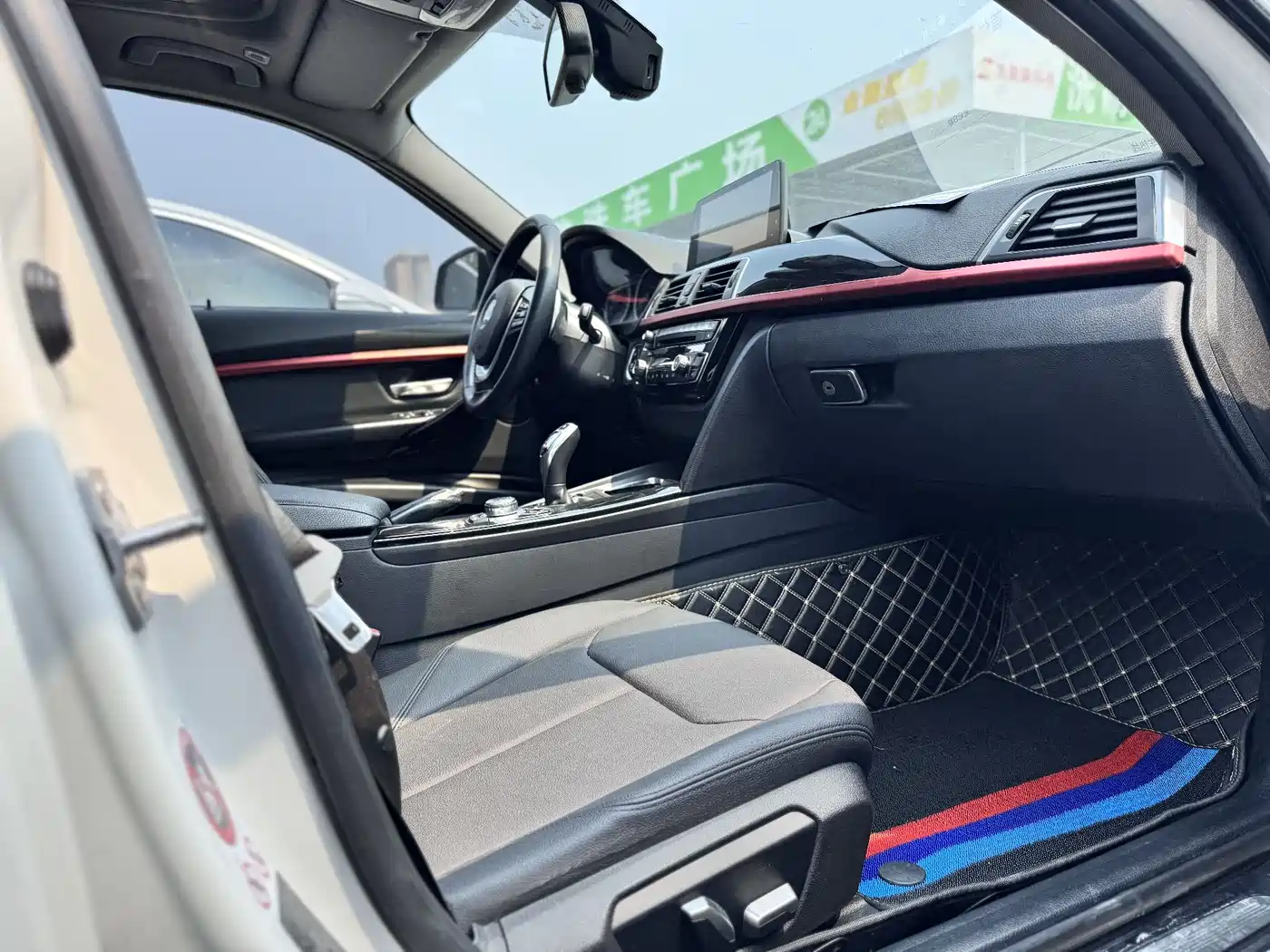 BMW 3 Series 2017 320Li M Sport фото 10