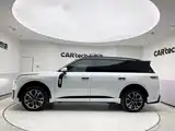 Photo 8 - Lynk & Co 900