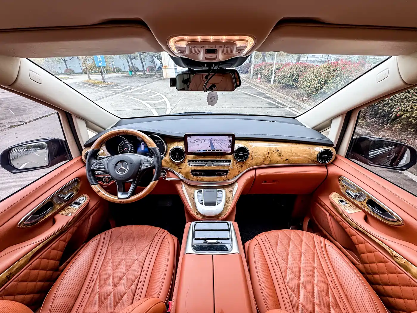 MERCEDES-BENZ V CLASS