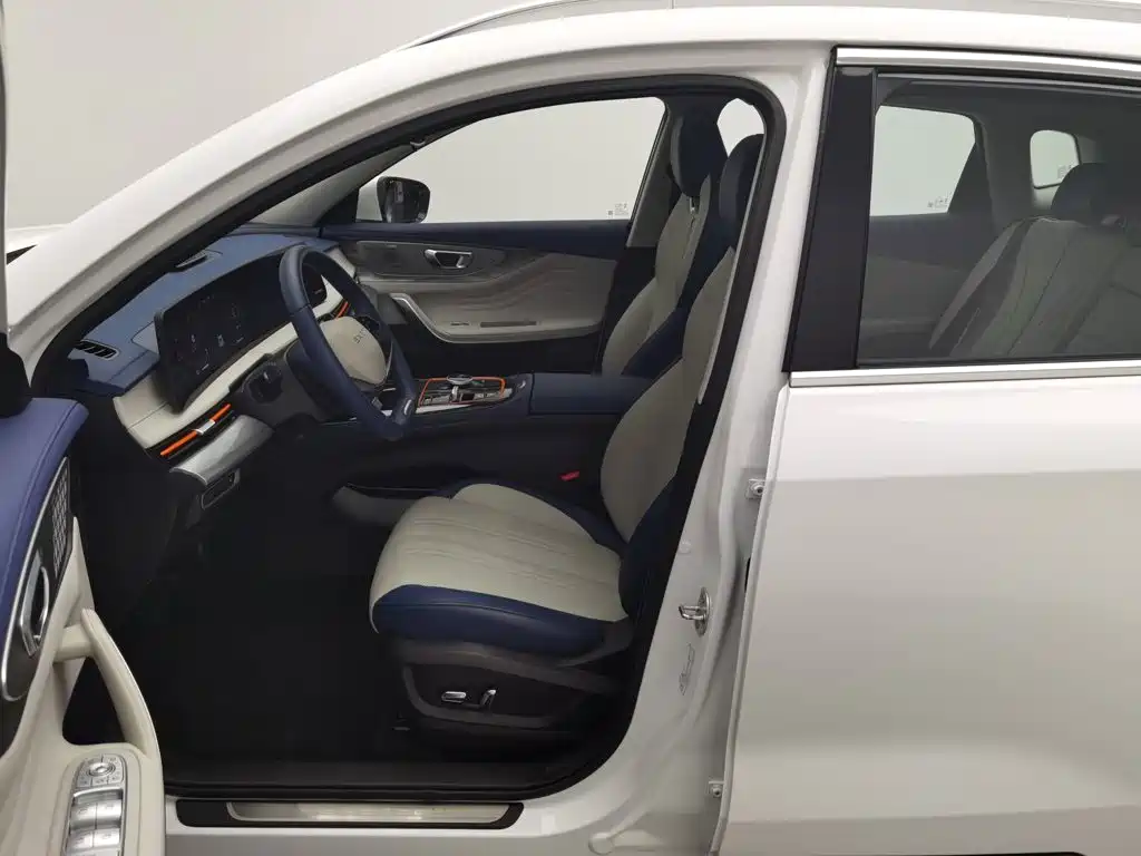 Exeed Chasing Wind C-DM 2025 2024 C-DM 1.5TCI 105KM Luxury Edition