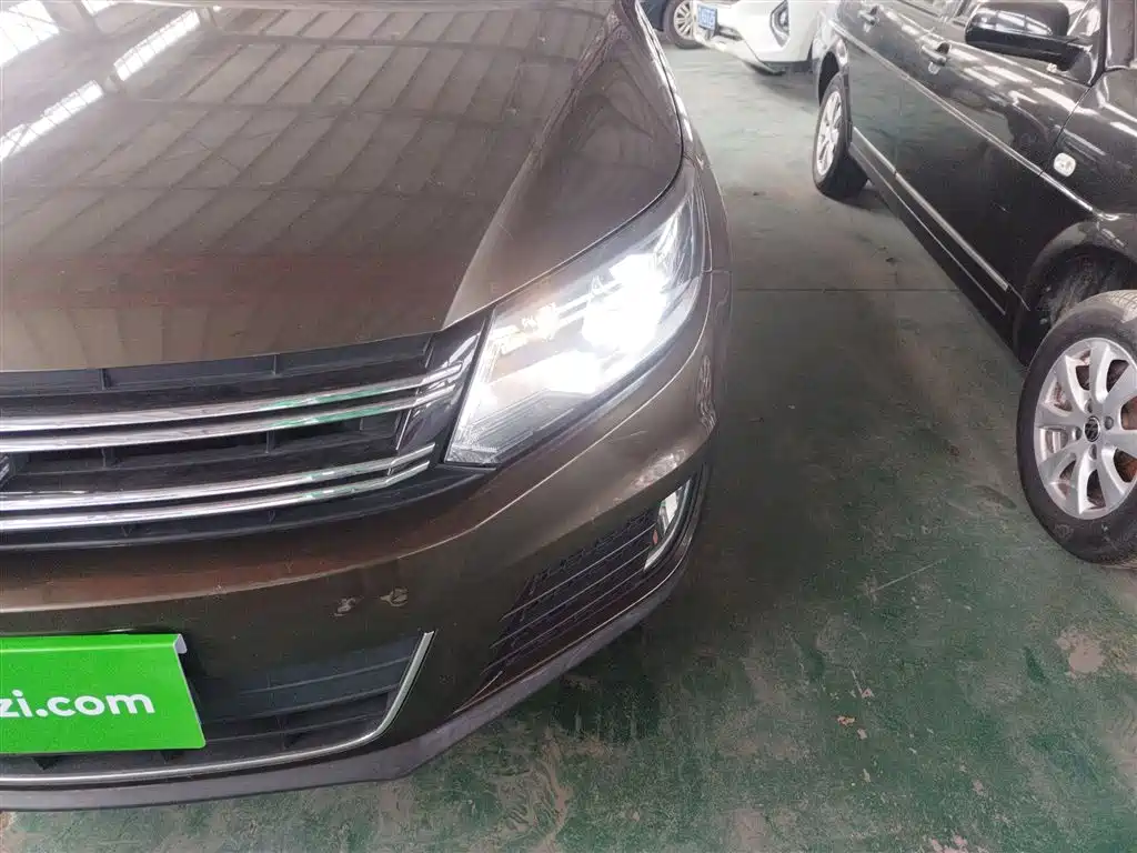 Volkswagen Tiguan 2016 Model 300TSI Automatic 4WD Trend Vision Edition фото 24