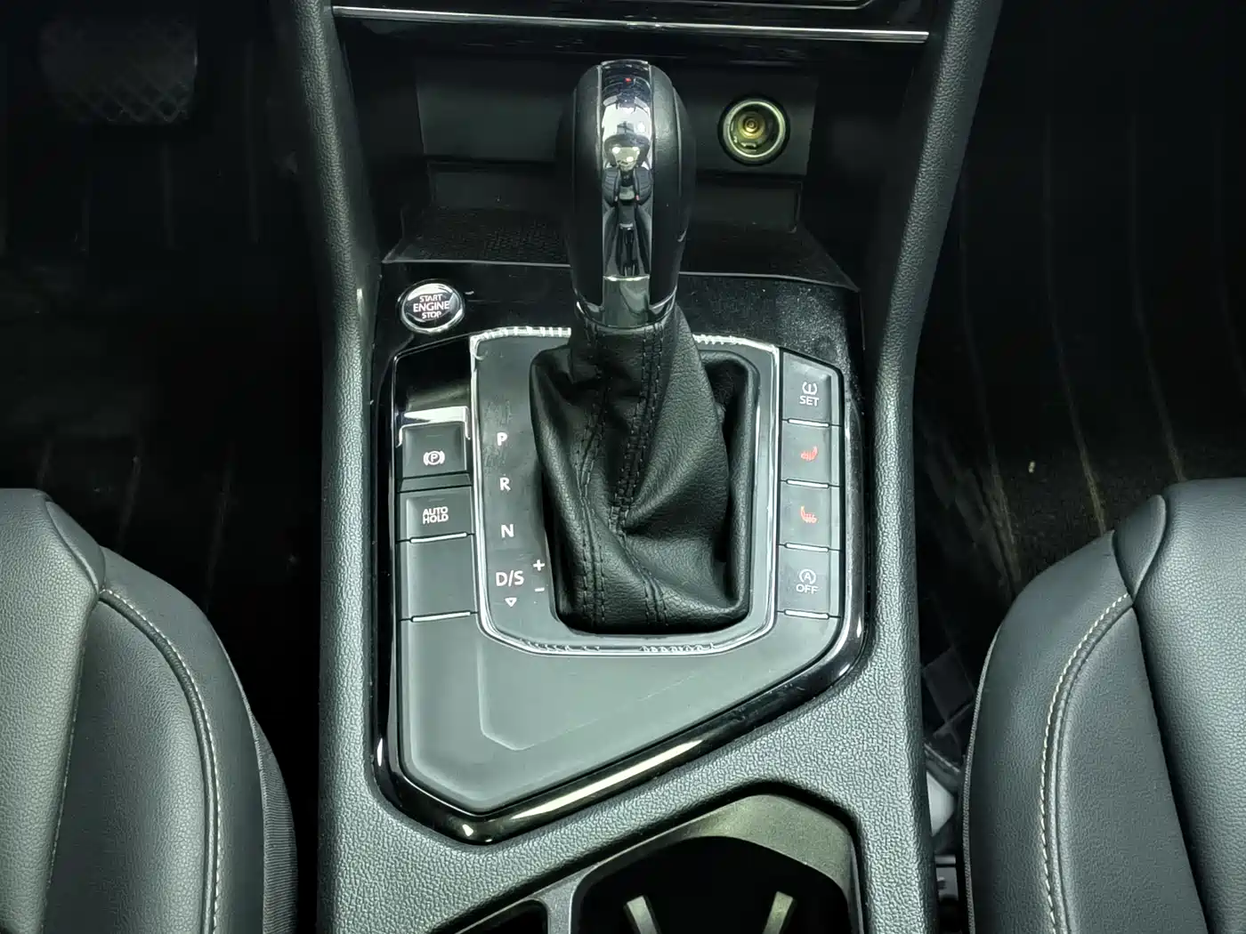 Volkswagen Tharu 2022 280TSI 2WD Comfort фото 21