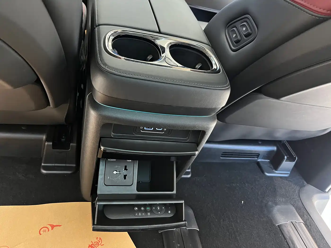 GAC Trumpchi Trumpchi E9 2023 E9 MAX фото 15