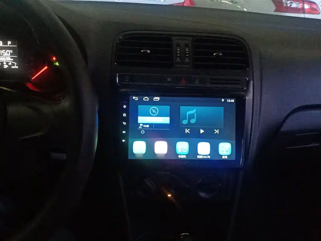 Volkswagen Polo 2018 1.5L Auto Safe Drive фото 10
