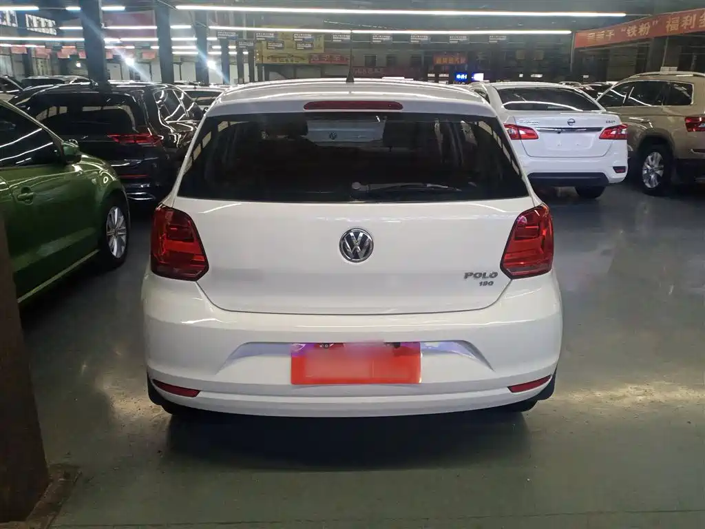 Volkswagen Polo 2018 1.5L Auto Safe Drive фото 6