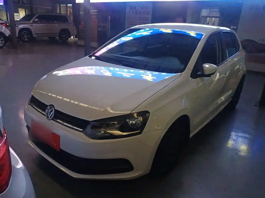 Volkswagen Polo 2018 1.5L Auto Safe Drive фото 2