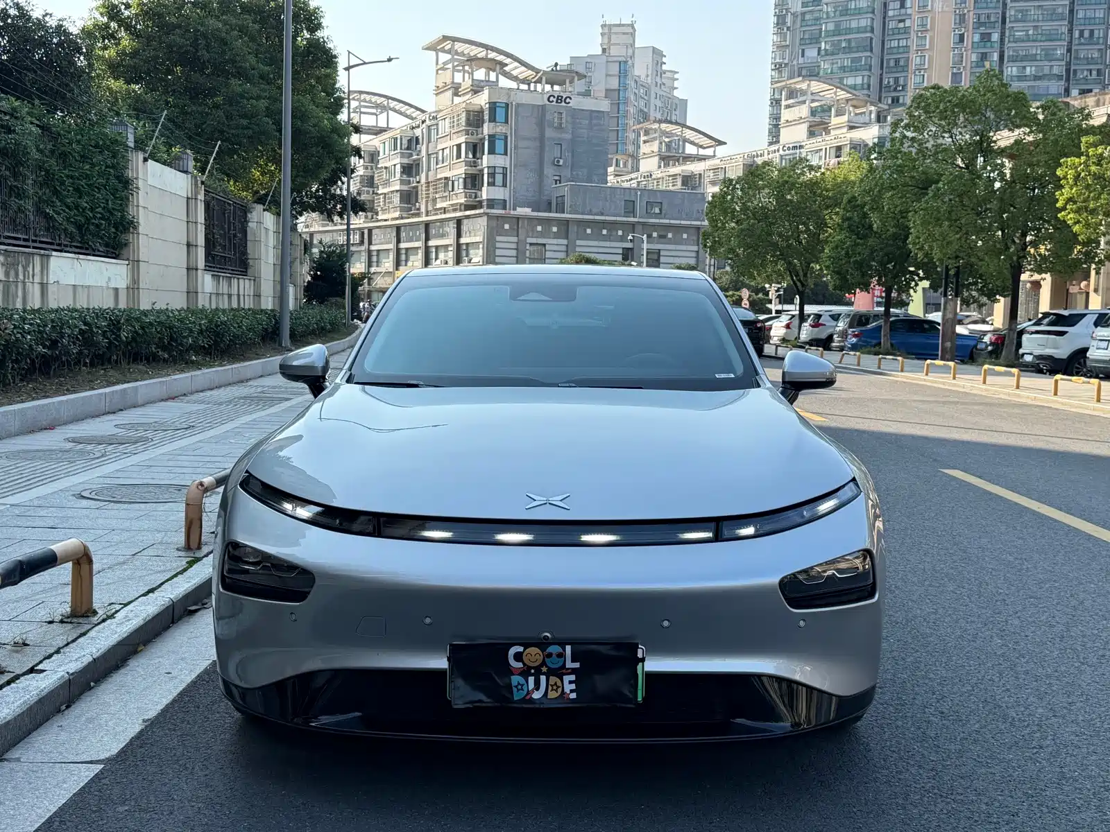 Фото 2 - XPeng P7