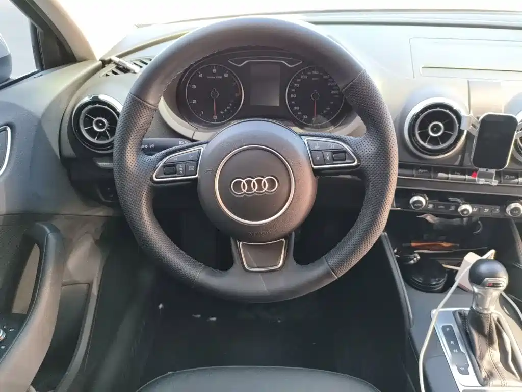 Фото 6 - Audi A3 (Import)