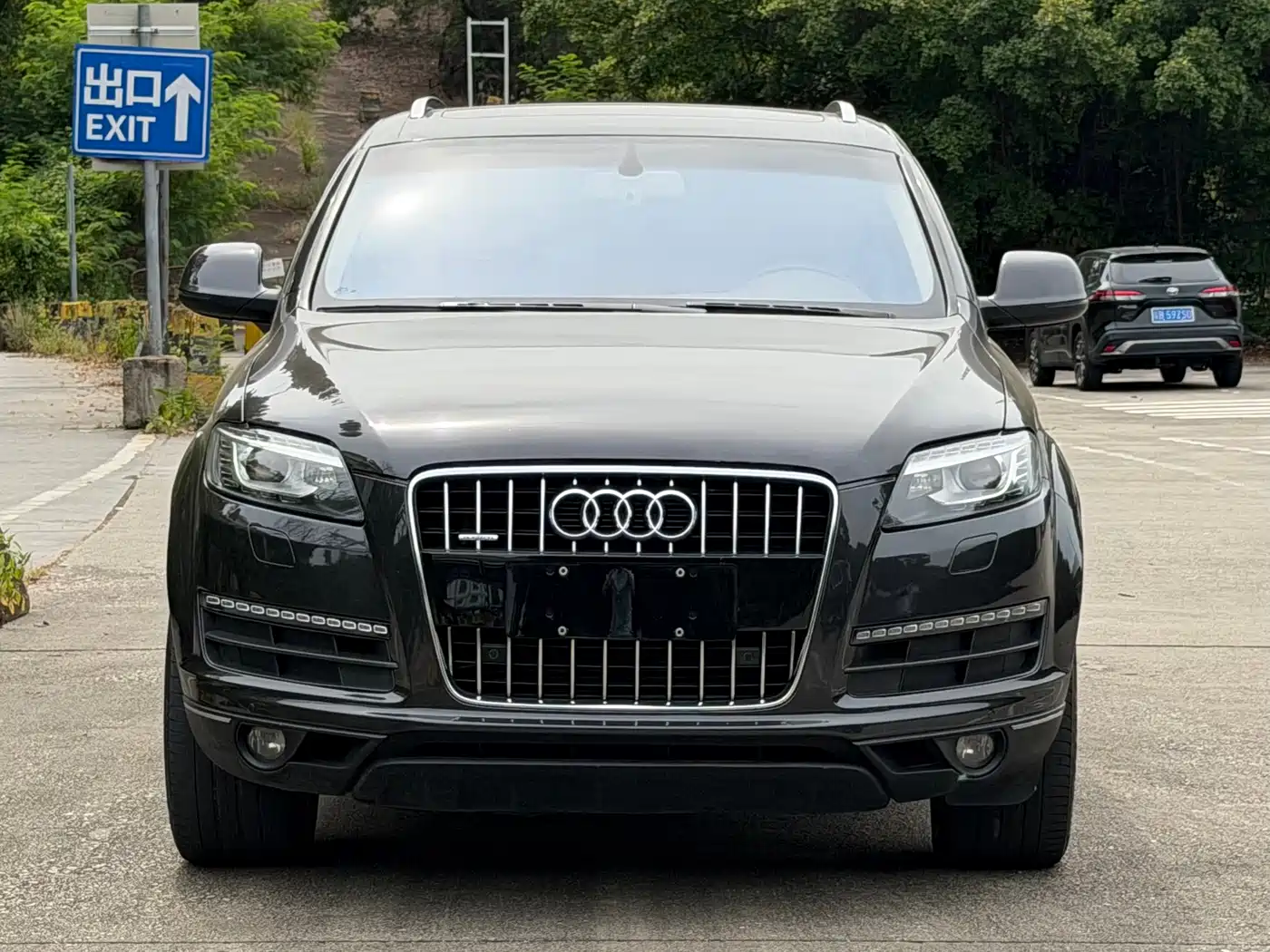 Фото 2 - Audi Q7