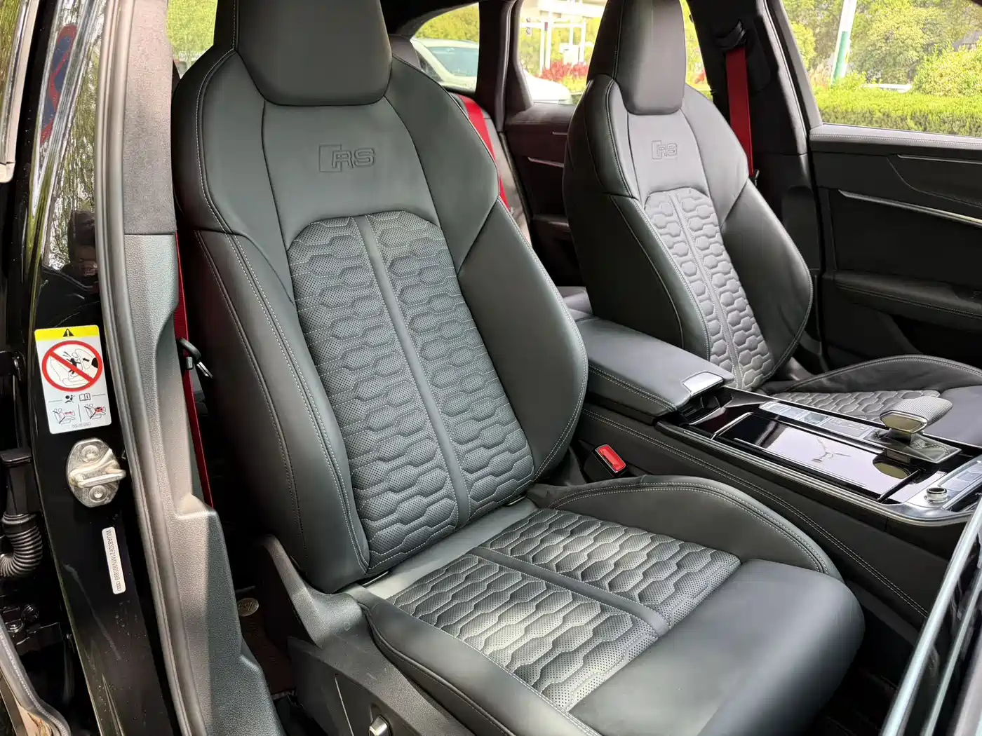 Audi RS 6 2021 RS 6 4.0T Avant фото 15