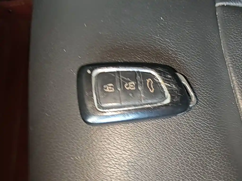 Dongfeng Aeolus Dongfeng Fengshen AX7 2015 2015 2.0L Automatic Smart Ease