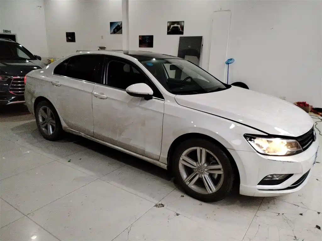 Volkswagen Lamando 2018 280TSI DSG Comfort Edition фото 4