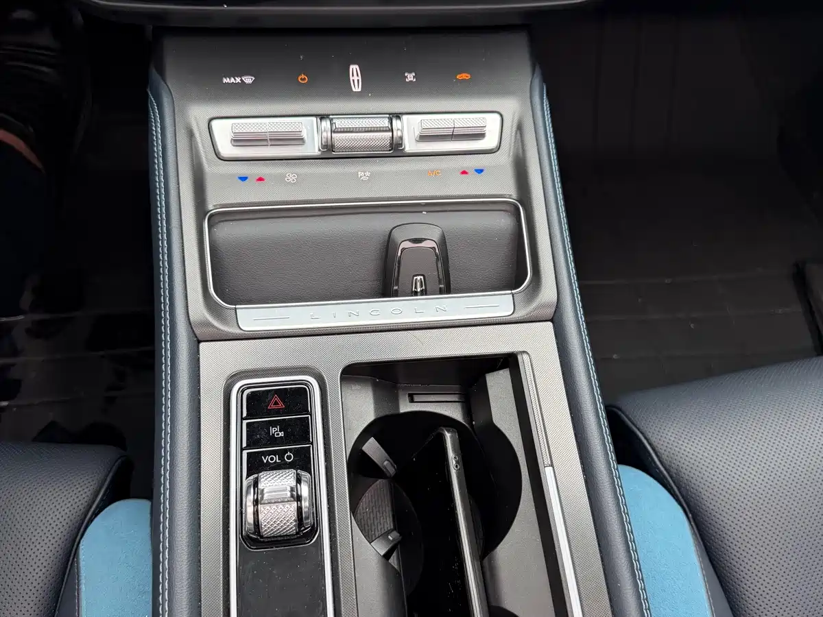 Lincoln Z 2024 2024 2.0T 2WD Prestige Hybrid