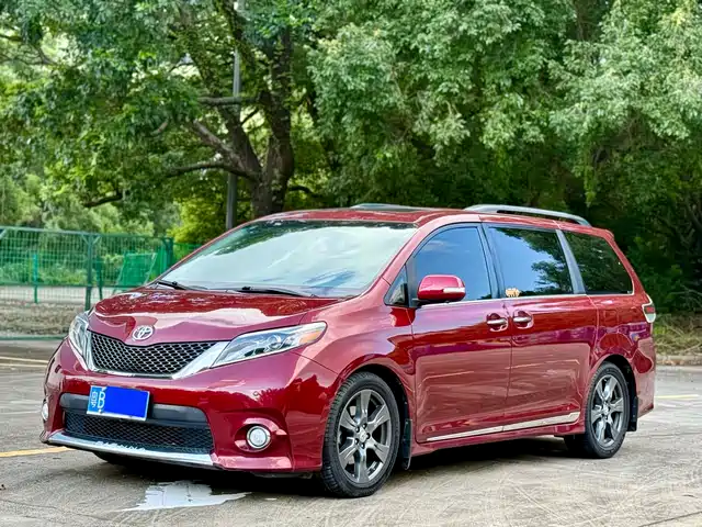  Toyota Toyota Sienna 2015 3.5L 2WD LE