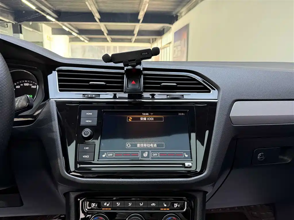 Volkswagen Tiguan L 2019 330TSI Auto 2WD Smart Luxury Edition China V фото 8