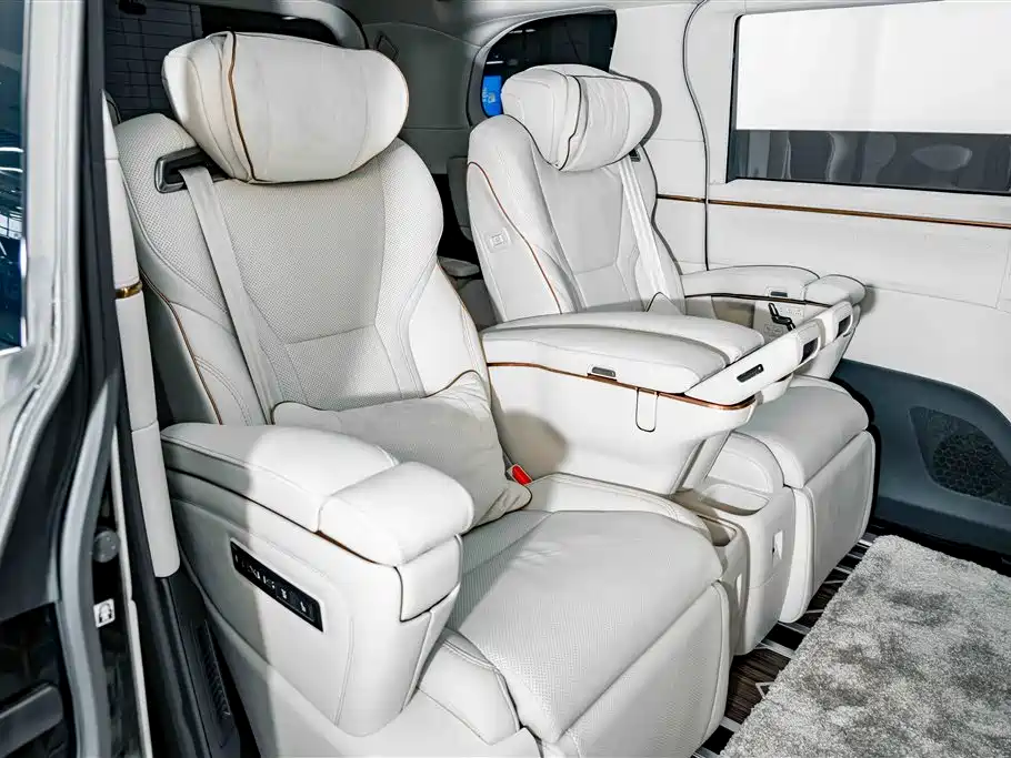 Lexus LM 2026 2025 Model 500h Six-Seater Prestige Edition