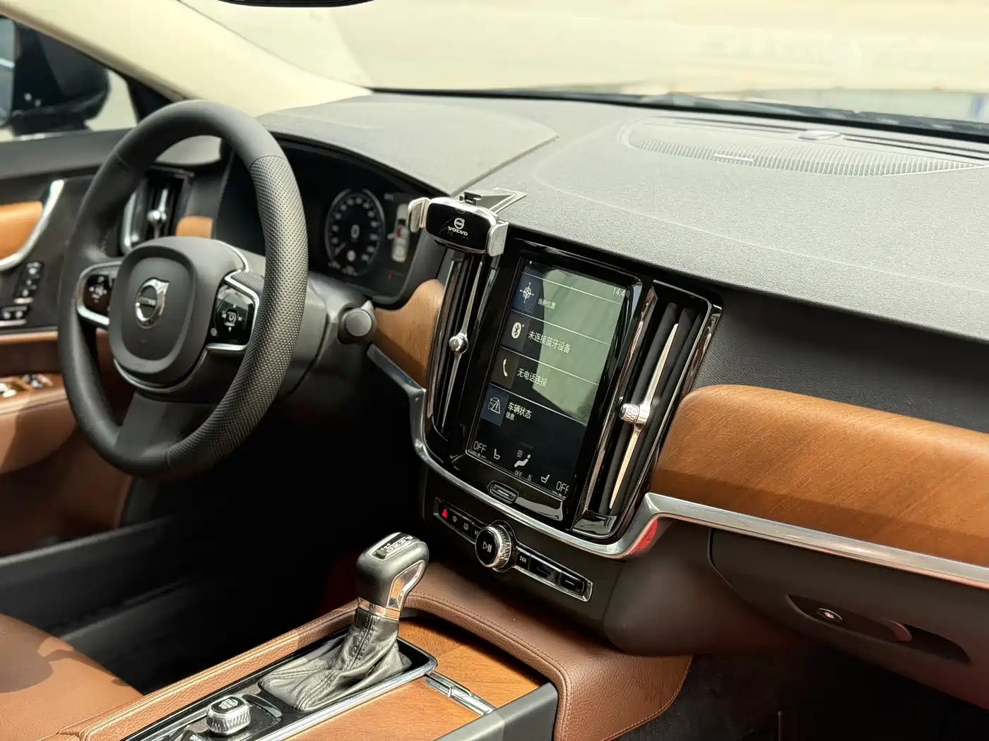 Фото 7 - Volvo S90