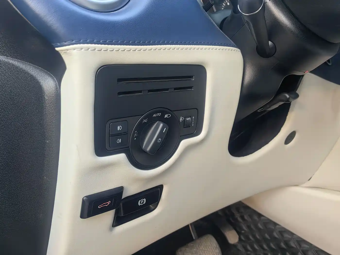 Mercedes-Benz Vito 2018 2.0T Business Edition China VI фото 16