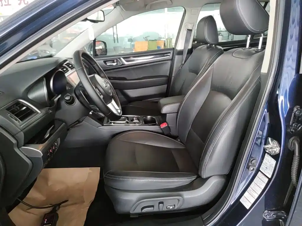 SUBARU OUTBACK